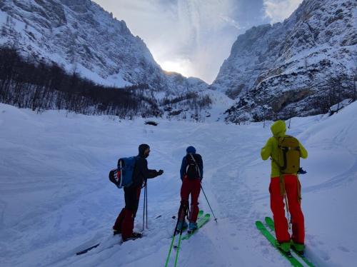 2e_Škola planinarskog skijanja Pazinka